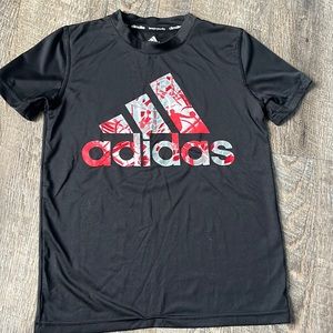 Adidas tshirt